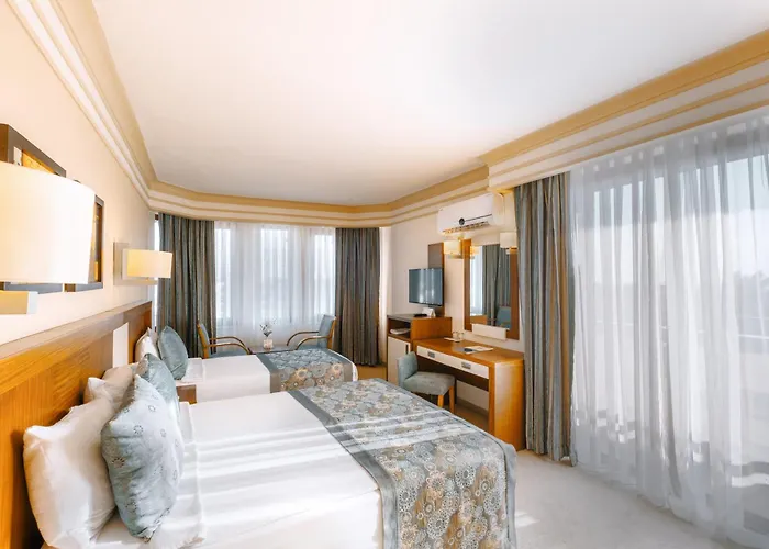 Villa Side Hotel