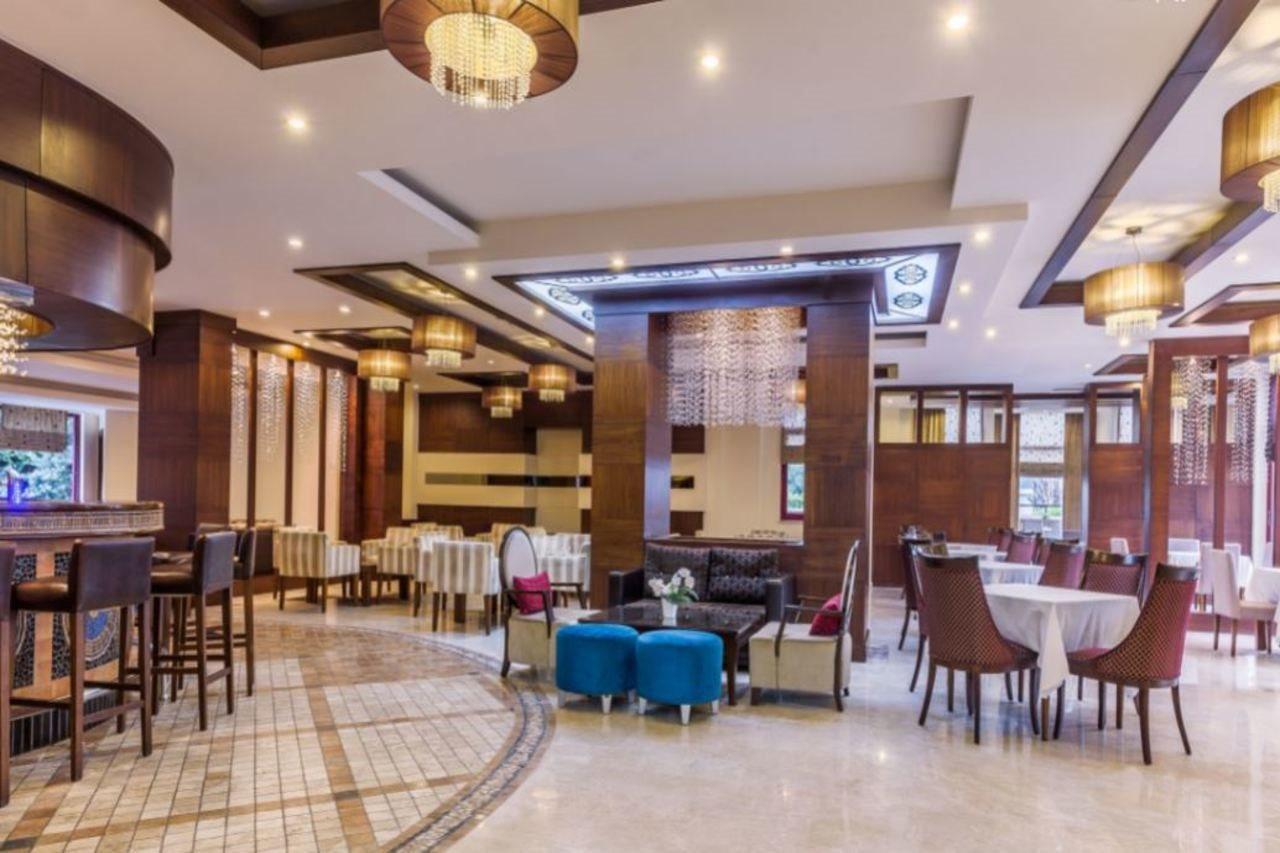 מלון Villa Side Hotel