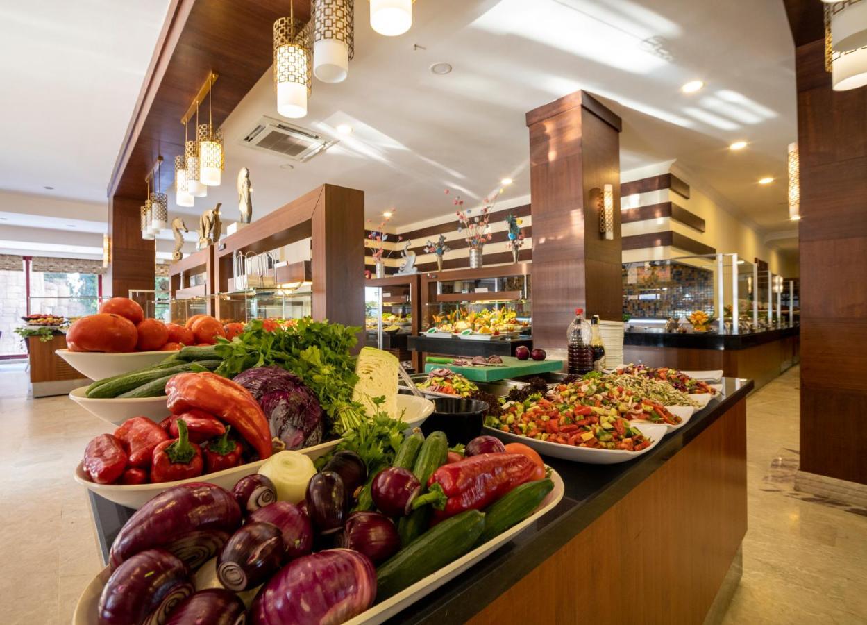 Villa Side Hotel מלון
