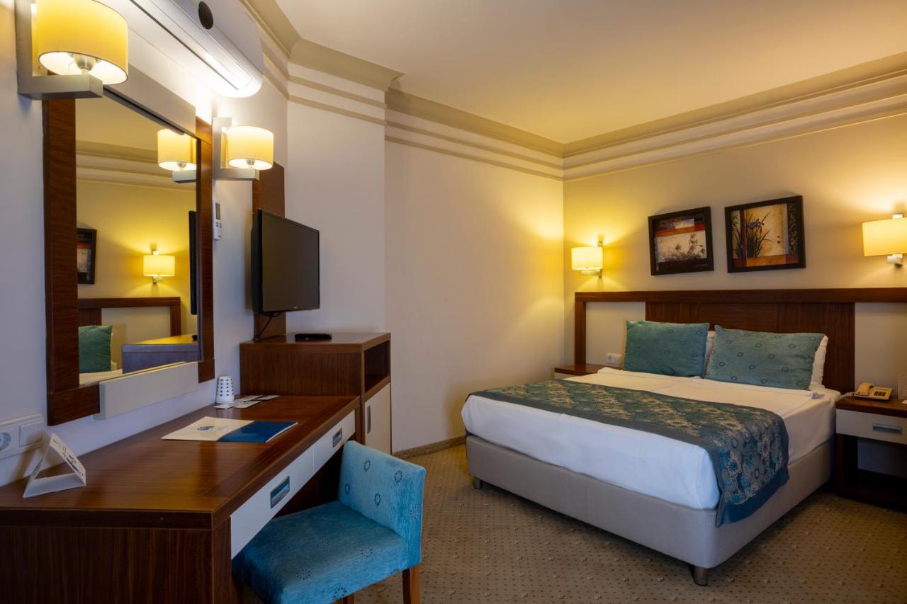 מלון Villa Side Hotel סייד