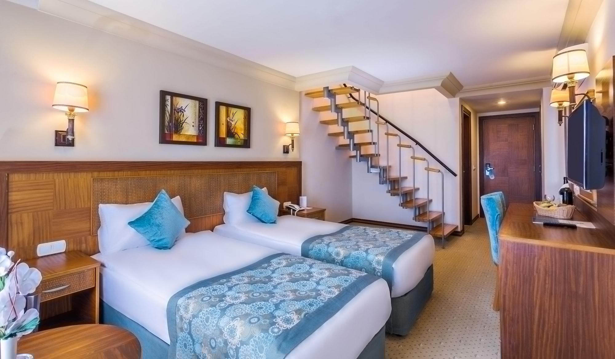 Villa Side Hotel מלון סייד